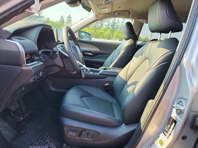 60391806 :رقم المزاد ، 5TDACAB55TS070900 vin ، 2026 Toyota Grand Highlander Hybrid مزاد بيع