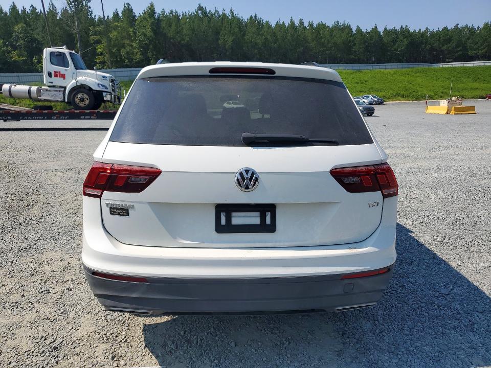 Aukcja sprzedaży 2018 Volkswagen Tiguan, vin: 3VV1B7AX2JM036114, numer aukcji: 61551716