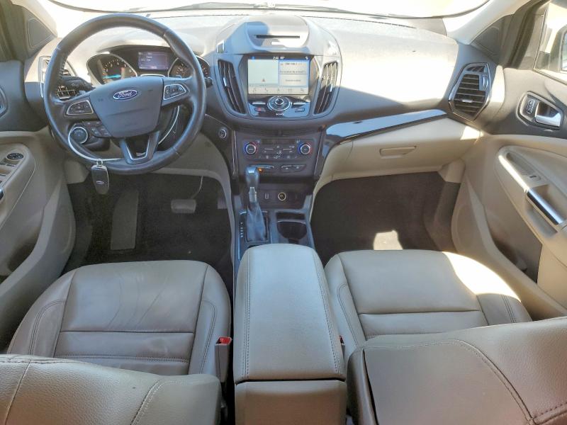 60975426 :رقم المزاد ، 1FMCU9JD7HUD42729 vin ، 2017 Ford Escape مزاد بيع