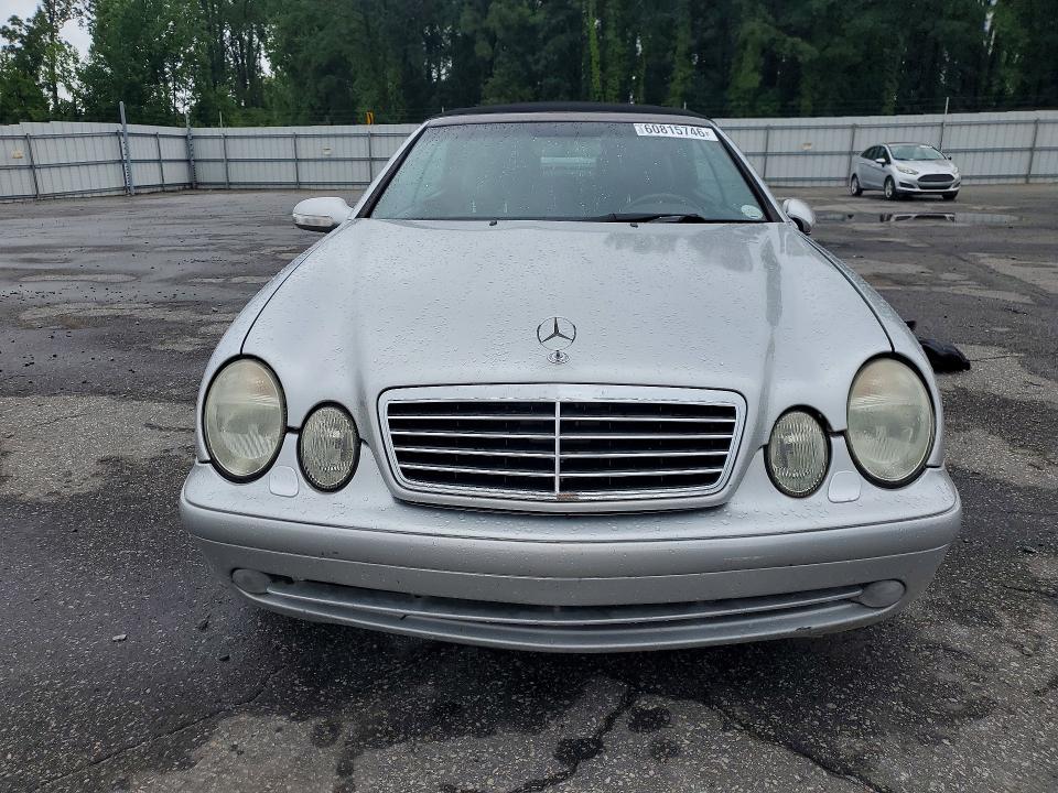 2001 Mercedes-benz Clk მანქანა იყიდება აუქციონზე, vin: WDBLK70G81T056523, აუქციონის ნომერი: 60815746