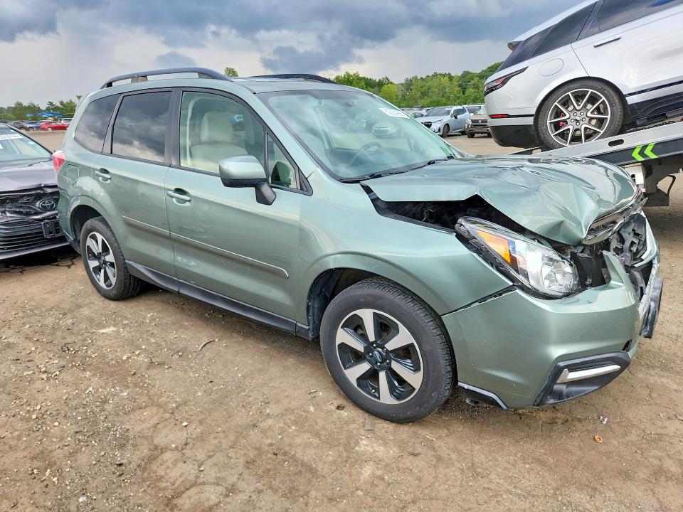 62924906 :رقم المزاد ، JF2SJAGC5HH596023 vin ، 2017 Subaru Forester مزاد بيع