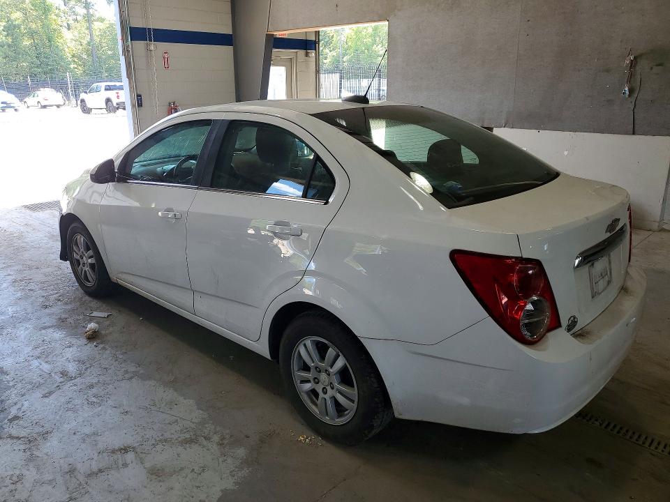 63052186 :رقم المزاد ، 1G1JC5SG9F4164831 vin ، 2015 Chevrolet Sonic مزاد بيع