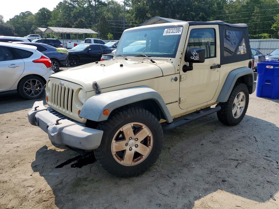 63232206 :رقم المزاد ، 1J4AA2D17BL525312 vin ، 2011 Jeep Wrangler مزاد بيع