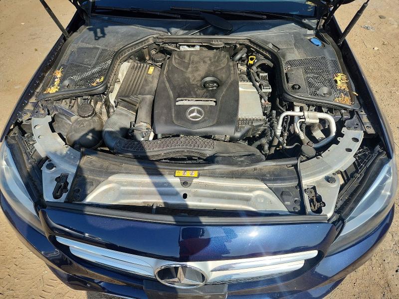 58904936 :رقم المزاد ، 55SWF4KB4HU207159 vin ، 2017 Mercedes-benz C مزاد بيع