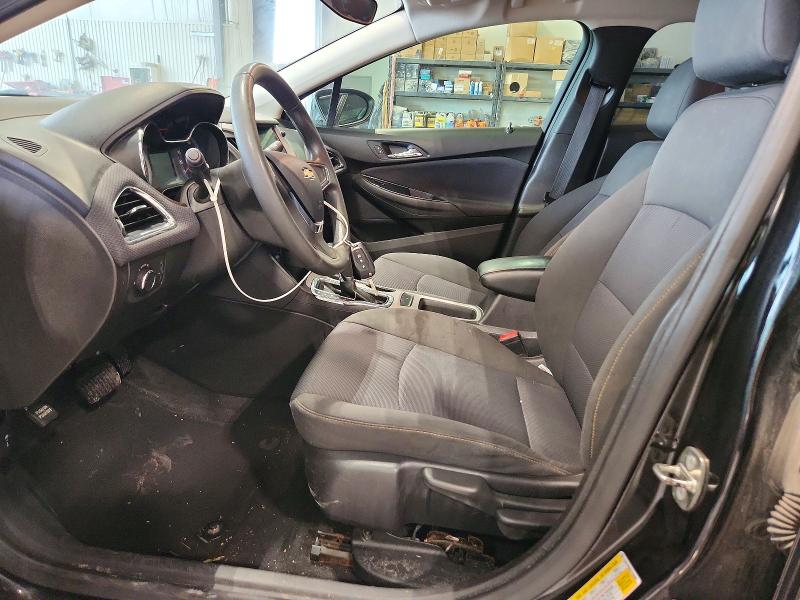 62833976 :رقم المزاد ، 1G1BC5SM6J7159006 vin ، 2018 Chevrolet Cruze مزاد بيع