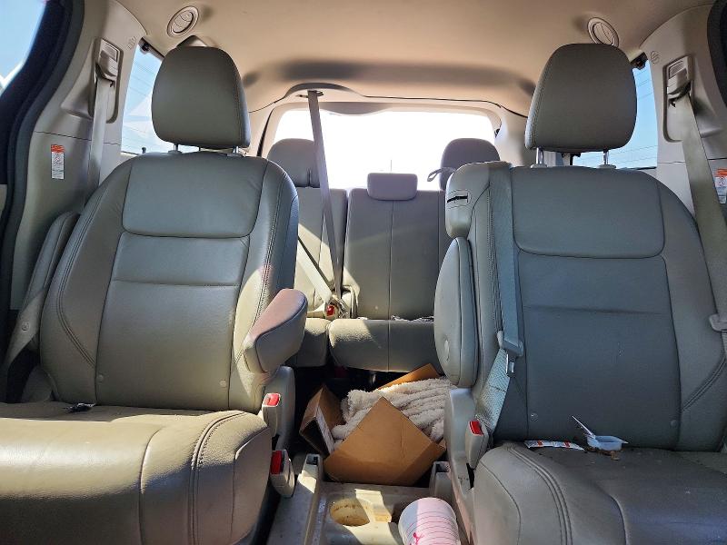 2018 Toyota Sienna მანქანა იყიდება აუქციონზე, vin: 5TDYZ3DC4JS903524, აუქციონის ნომერი: 59051406