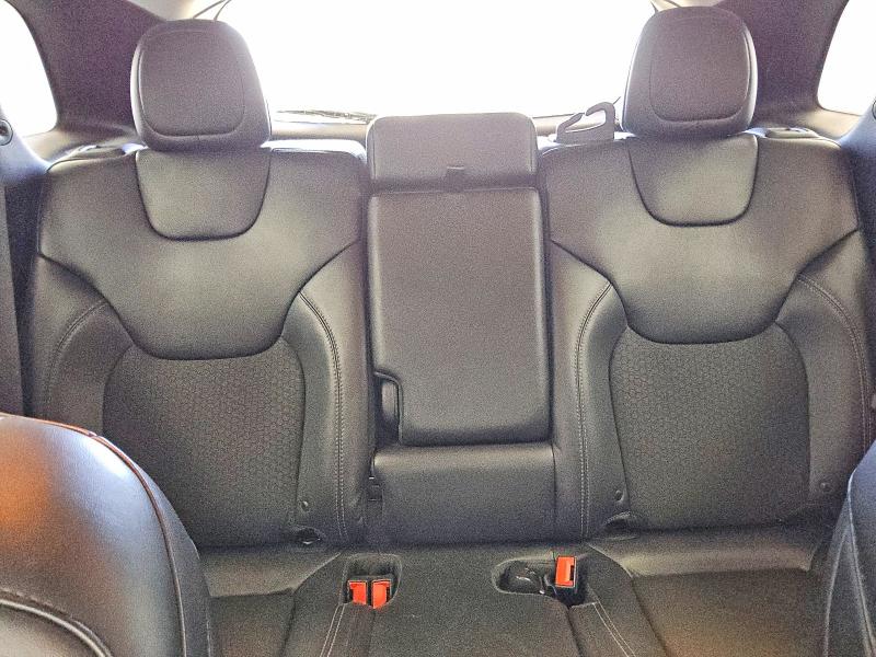 59368256 :رقم المزاد ، 1C4PJLLX9KD439523 vin ، 2019 Jeep Cherokee مزاد بيع