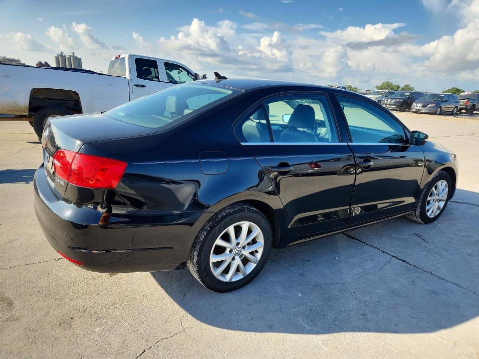 Продажа на аукционе авто 2013 Volkswagen Jetta, vin: 3VWDX7AJ7DM392858, номер лота: 60172736