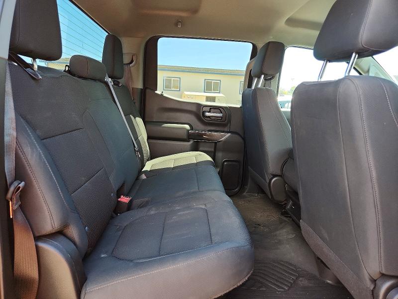 61071276 :رقم المزاد ، 3GCPYCEF3MG252865 vin ، 2021 Chevrolet Silverado مزاد بيع