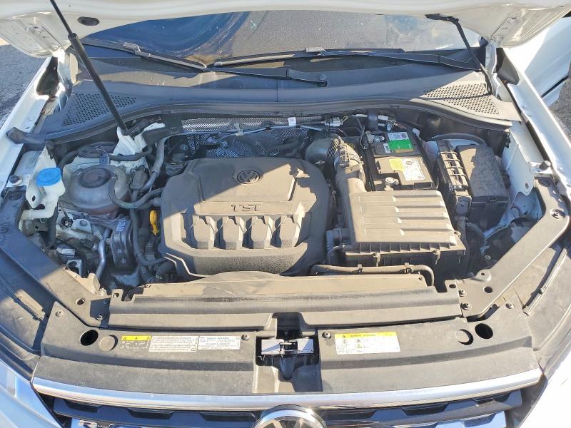 Продажа на аукционе авто 2021 Volkswagen Tiguan, vin: 3VV2B7AX0MM101602, номер лота: 60443856