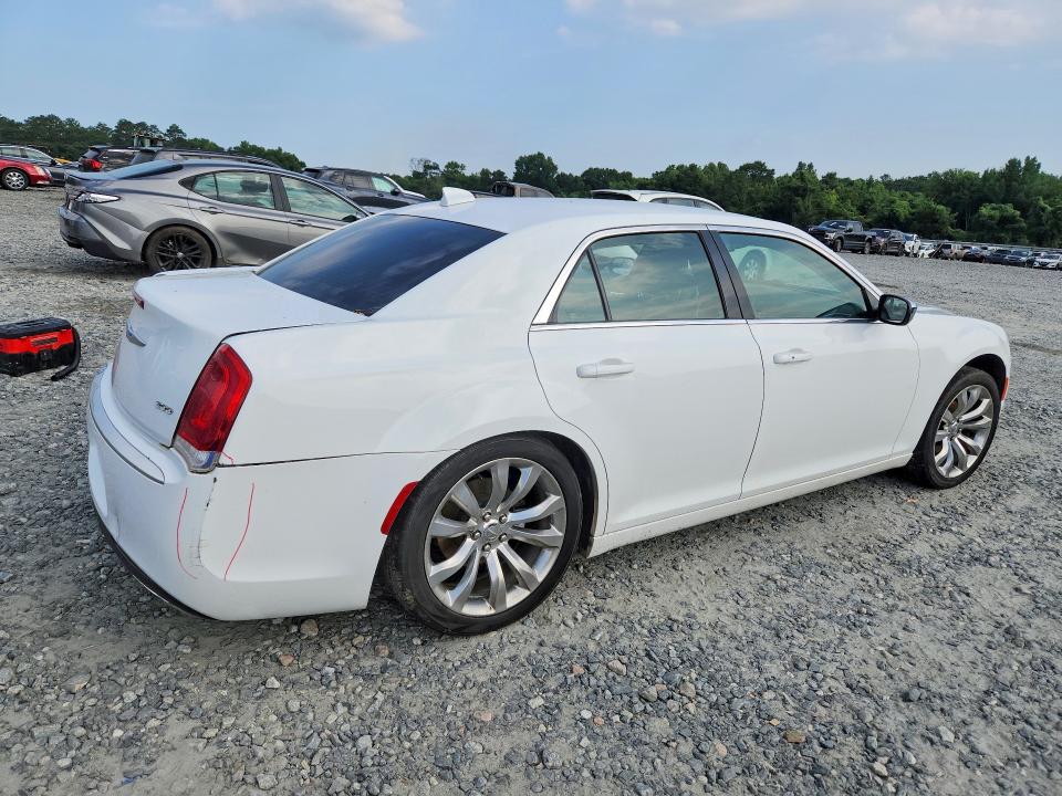 59581636 :رقم المزاد ، 2C3CCAAG4KH733189 vin ، 2019 Chrysler 300 مزاد بيع