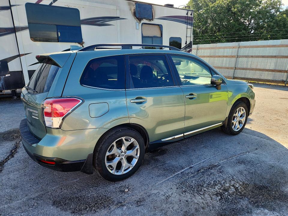 Продажа на аукционе авто 2017 Subaru Forester, vin: JF2SJAWC2HH552143, номер лота: 60527776