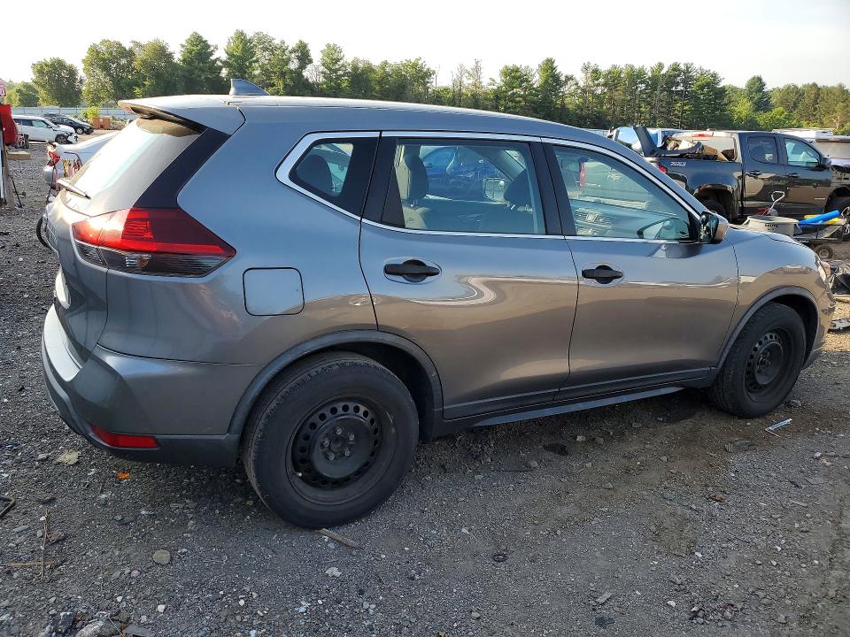 61067526 :رقم المزاد ، KNMAT2MT2JP582722 vin ، 2018 Nissan Rogue مزاد بيع