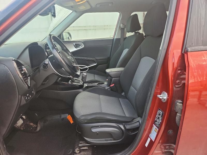 2022 Kia Soul მანქანა იყიდება აუქციონზე, vin: KNDJ23AU4N7168823, აუქციონის ნომერი: 60605556