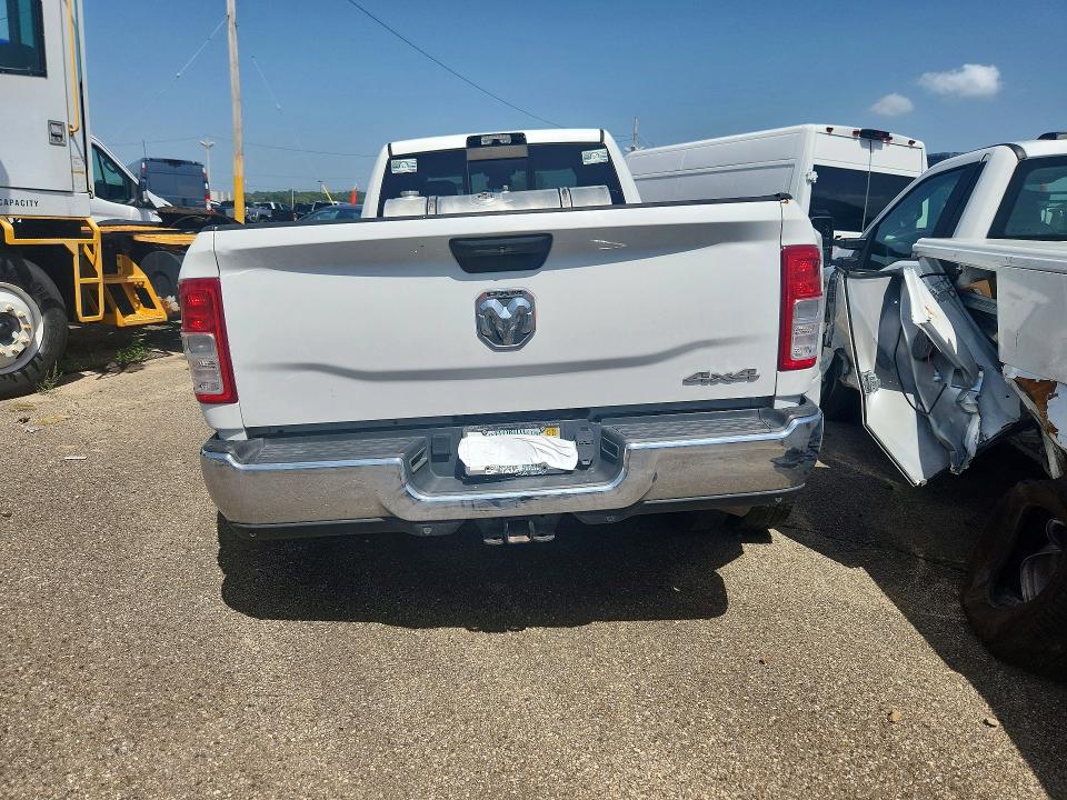 58991966 :رقم المزاد ، 3C63RRGL8NG113566 vin ، 2022 Ram 3500 مزاد بيع