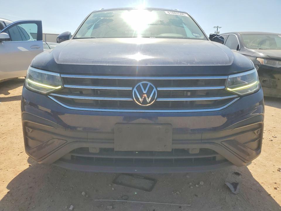 61803586 :رقم المزاد ، 3VVNB7AX3PM087762 vin ، 2023 Volkswagen Tiguan مزاد بيع