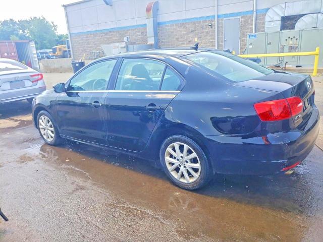 62215006 :رقم المزاد ، 3VWDP7AJ4DM256087 vin ، 2013 Volkswagen Jetta مزاد بيع