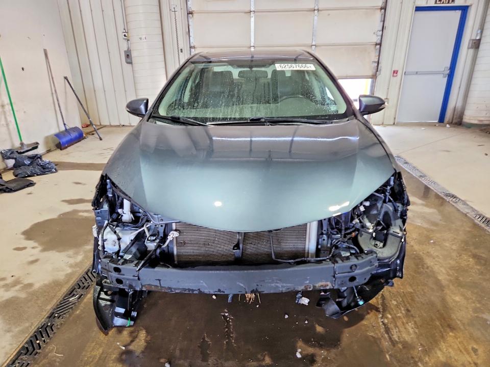 Продажа на аукционе авто 2015 Toyota Corolla, vin: 2T1BURHE1FC339060, номер лота: 62567666
