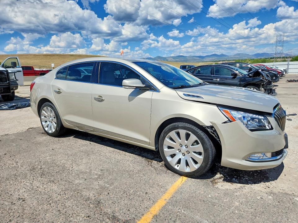 60067016 :رقم المزاد ، 1G4GE5G39GF113669 vin ، 2016 Buick Lacrosse مزاد بيع