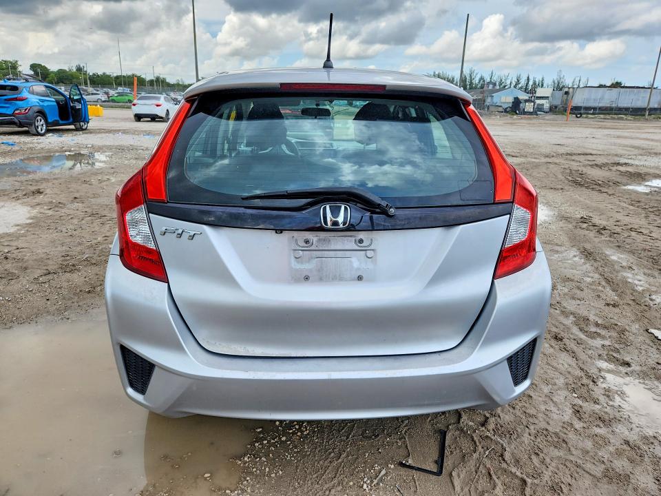 2015 Honda Fit მანქანა იყიდება აუქციონზე, vin: 3HGGK5H58FM752543, აუქციონის ნომერი: 60295786