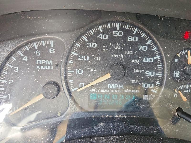 Продажа на аукционе авто 2002 Chevrolet Tahoe, vin: 1GNEK13T12J106313, номер лота: 61768076
