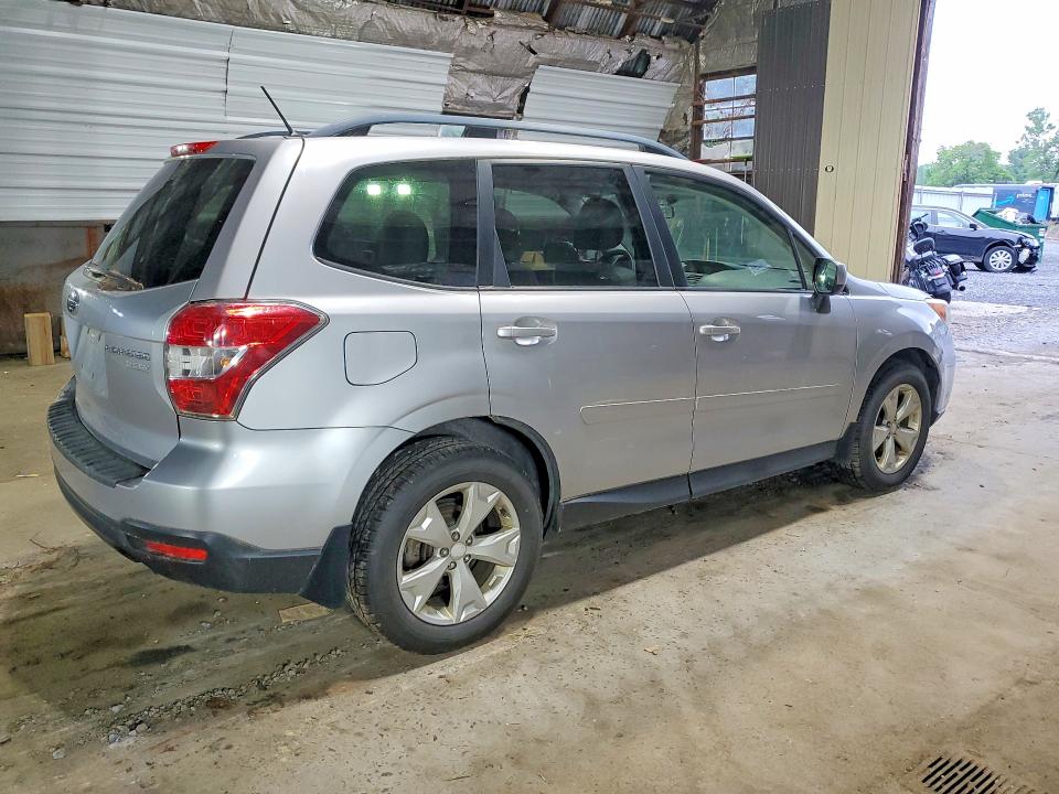 Продажа на аукционе авто 2015 Subaru Forester, vin: JF2SJADC2FH402713, номер лота: 57762306