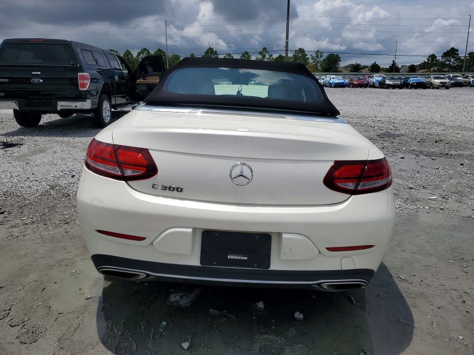 62926356 :رقم المزاد ، W1KWK8DB4MG059649 vin ، 2021 Mercedes-benz C مزاد بيع