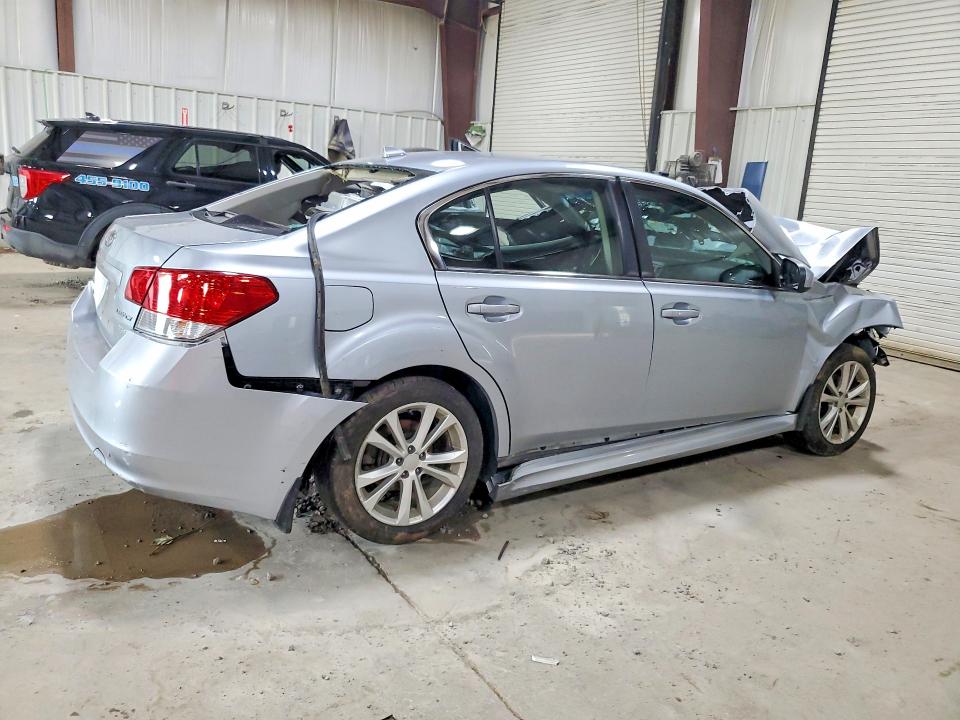 2014 Subaru Legacy მანქანა იყიდება აუქციონზე, vin: 4S3BMBC64E3005717, აუქციონის ნომერი: 60367576