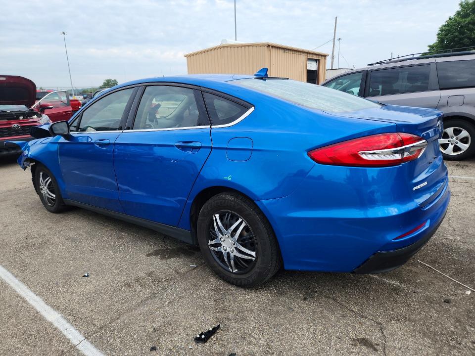 Продажа на аукционе авто 2020 Ford Fusion, vin: 3FA6P0G73LR135332, номер лота: 61767926