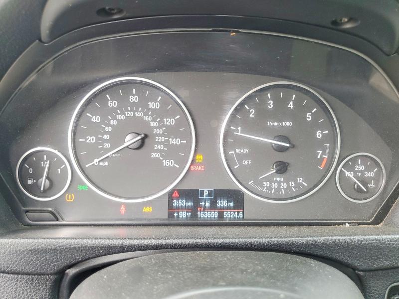 61333436 :رقم المزاد ، WBA3B1C5XEP679128 vin ، 2014 Bmw 320 مزاد بيع