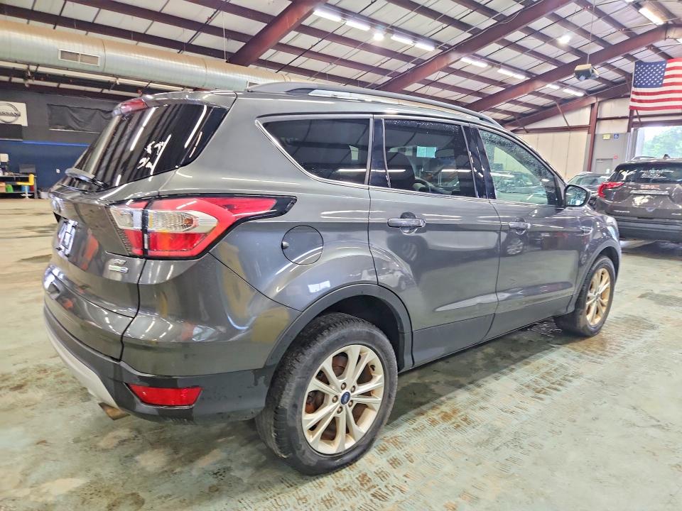 2017 Ford Escape მანქანა იყიდება აუქციონზე, vin: 1FMCU9GD8HUB94372, აუქციონის ნომერი: 58989076