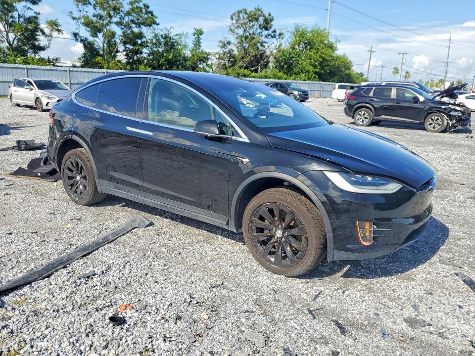 59969136 :رقم المزاد ، 5YJXCAE23LF296014 vin ، 2020 Tesla Model X مزاد بيع