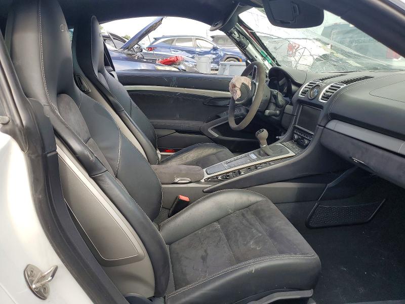 60589916 :رقم المزاد ، WP0AC2A82GK197098 vin ، 2016 Porsche Cayman مزاد بيع