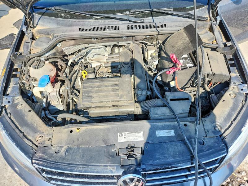59342796 :رقم المزاد ، 3VWDB7AJ7HM240888 vin ، 2017 Volkswagen Jetta مزاد بيع