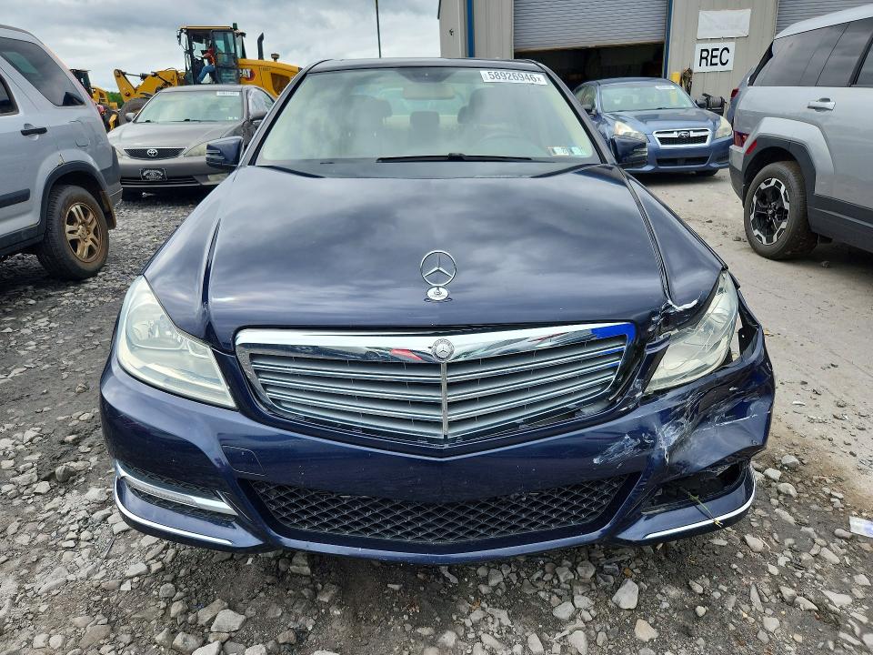58926946 :رقم المزاد ، WDDGF8AB5EG180978 vin ، 2014 Mercedes-benz C مزاد بيع