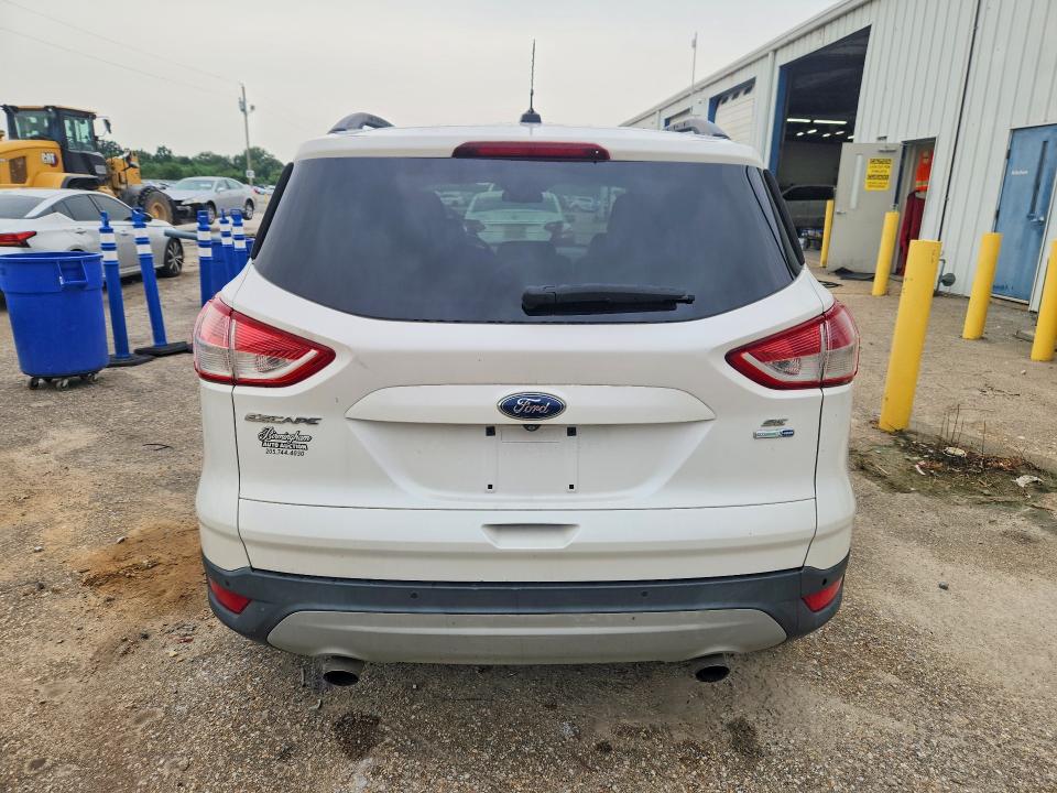 2015 Ford Escape მანქანა იყიდება აუქციონზე, vin: 1FMCU9GX5FUA72334, აუქციონის ნომერი: 62421626