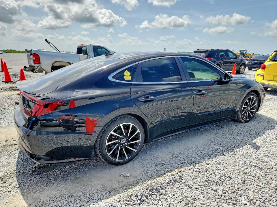 61669976 :رقم المزاد ، 5NPEH4J22MH078990 vin ، 2021 Hyundai Sonata مزاد بيع