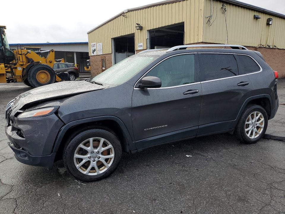 Продажа на аукционе авто 2016 Jeep Cherokee, vin: 1C4PJMCS5GW321801, номер лота: 62637786