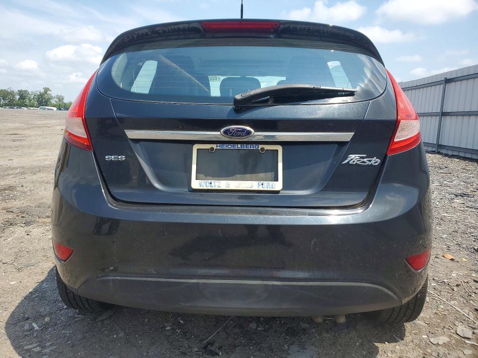 60021156 :رقم المزاد ، 3FADP4FJ2BM134471 vin ، 2011 Ford Fiesta مزاد بيع