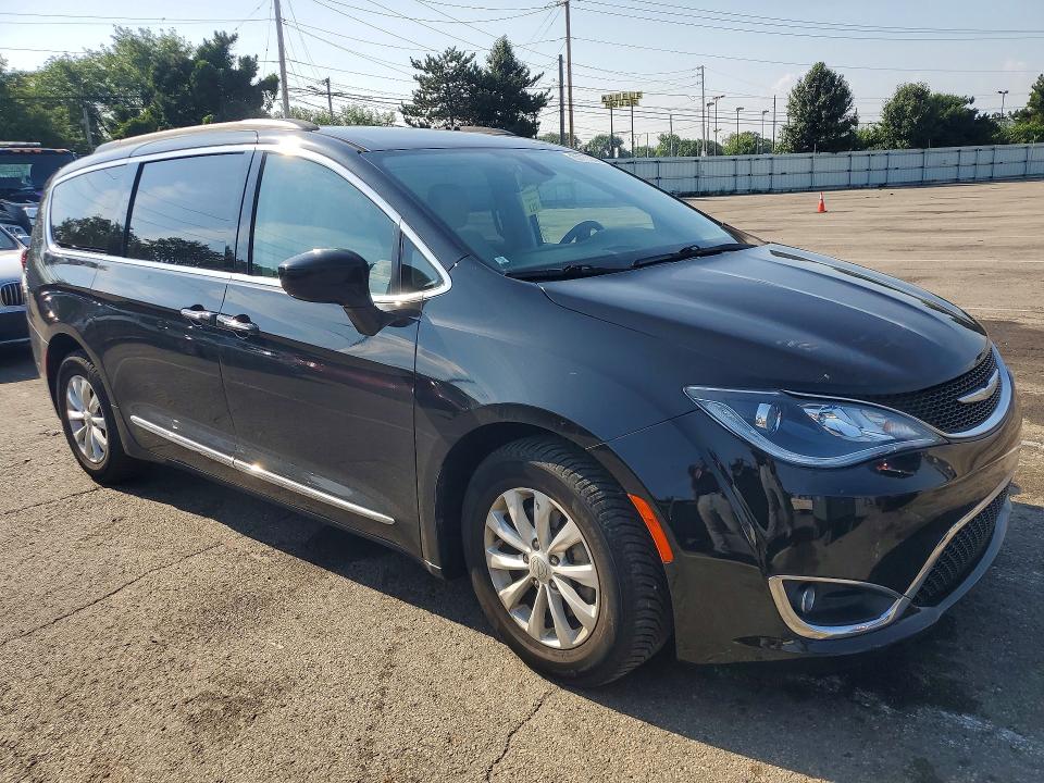 Aukcja sprzedaży 2017 Chrysler Pacifica, vin: 2C4RC1BG0HR839632, numer aukcji: 61111396