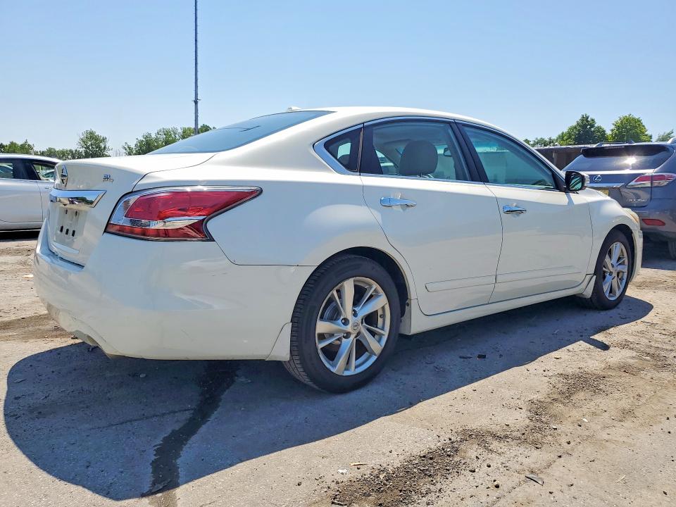 Продаж на аукціоні авто 2015 Nissan Altima, vin: 1N4AL3AP7FN373031, номер лоту: 60235636