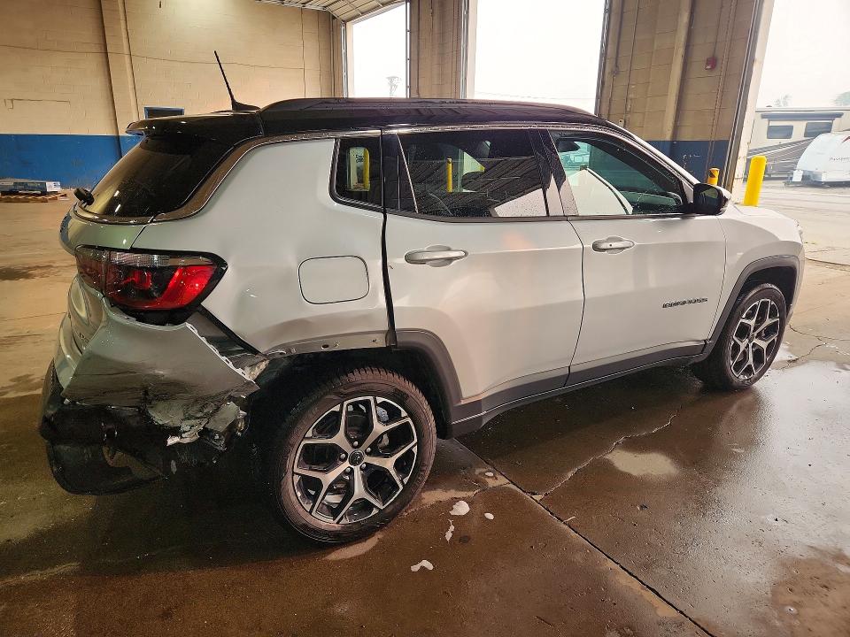 61426026 :رقم المزاد ، 3C4NJDCN9ST509155 vin ، 2025 Jeep Compass مزاد بيع