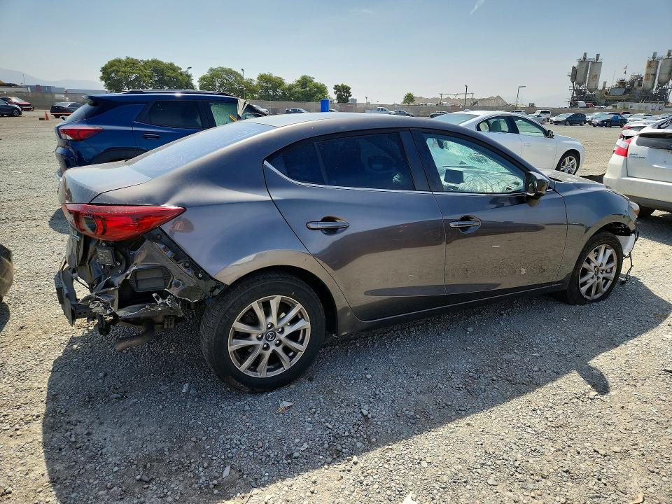 Продажа на аукционе авто 2017 Mazda 3, vin: 3MZBN1U76HM107325, номер лота: 61640546