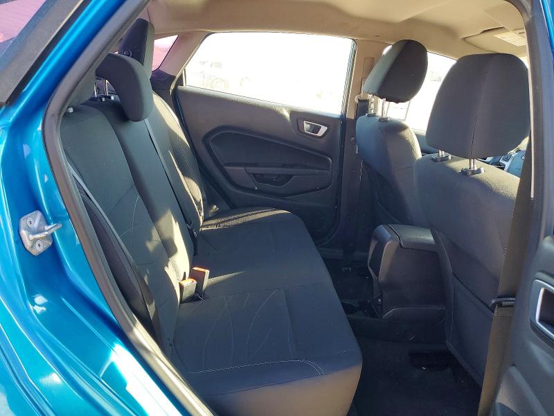 62625436 :رقم المزاد ، 3FADP4BJ4FM225379 vin ، 2015 Ford Fiesta مزاد بيع