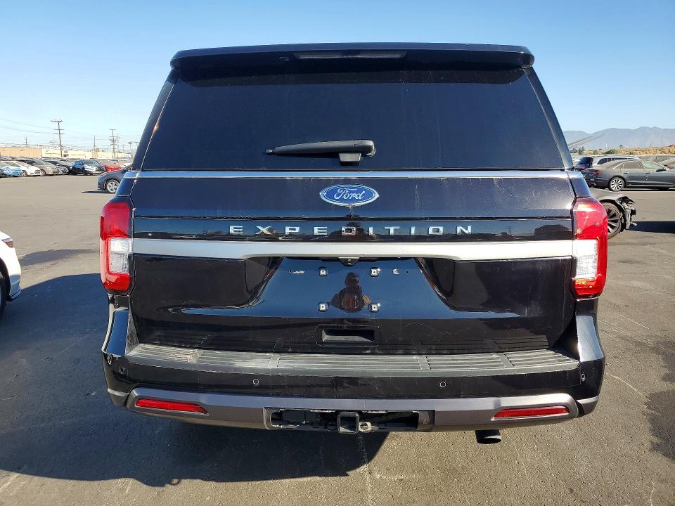 2024 Ford Expedition მანქანა იყიდება აუქციონზე, vin: 1FMJU1G88REB08646, აუქციონის ნომერი: 60685766