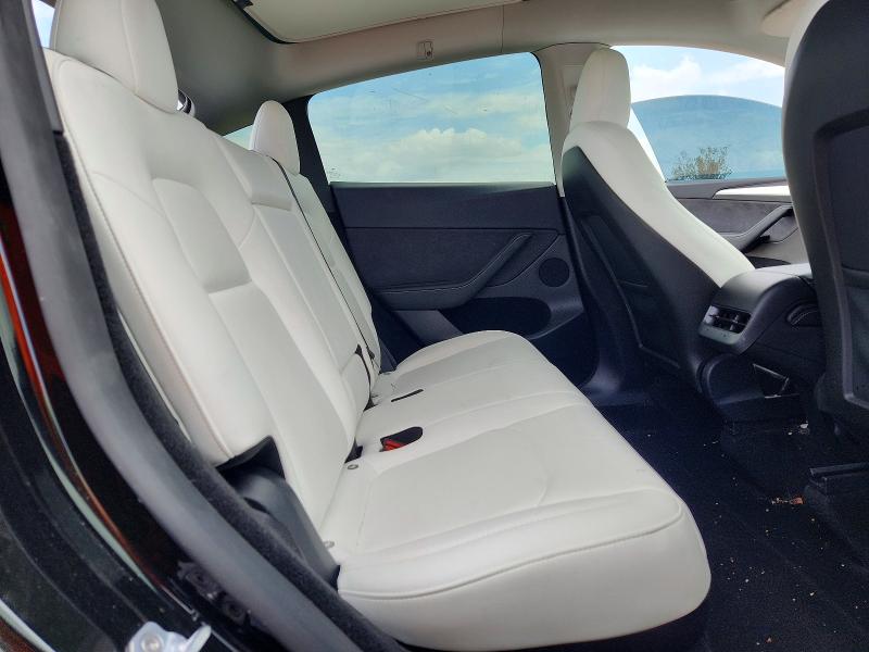 Auction sale of the 2024 Tesla Model Y, vin: 7SAYGDED5RF088143, lot number: 61353816
