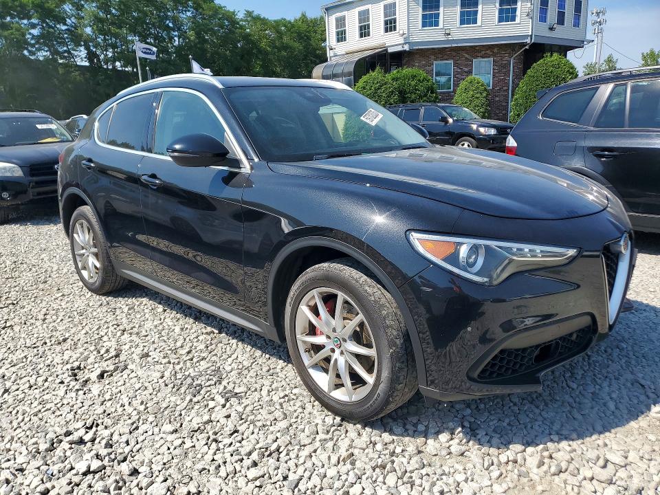 Продаж на аукціоні авто 2018 Alfa Romeo Stelvio, vin: ZASFAKBN0J7B60472, номер лоту: 59702636