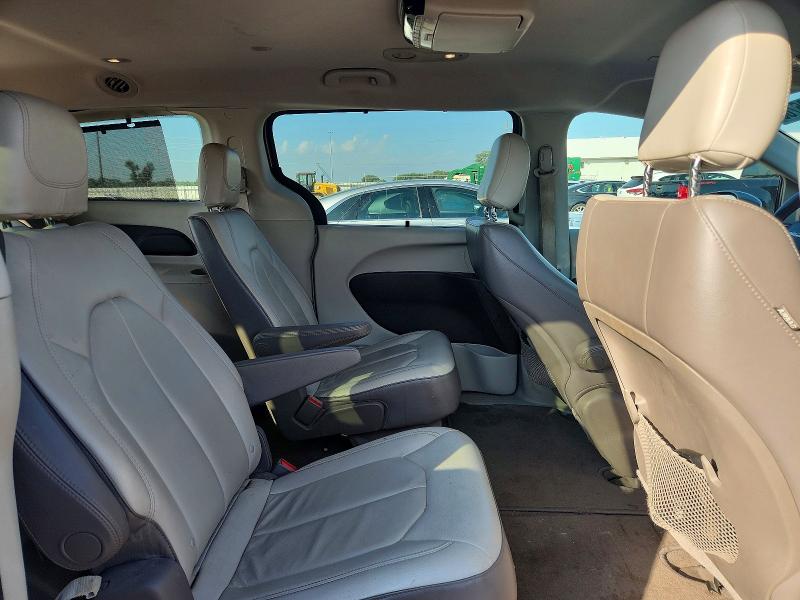 Продаж на аукціоні авто 2017 Chrysler Pacifica, vin: 2C4RC1BG8HR839717, номер лоту: 61226766