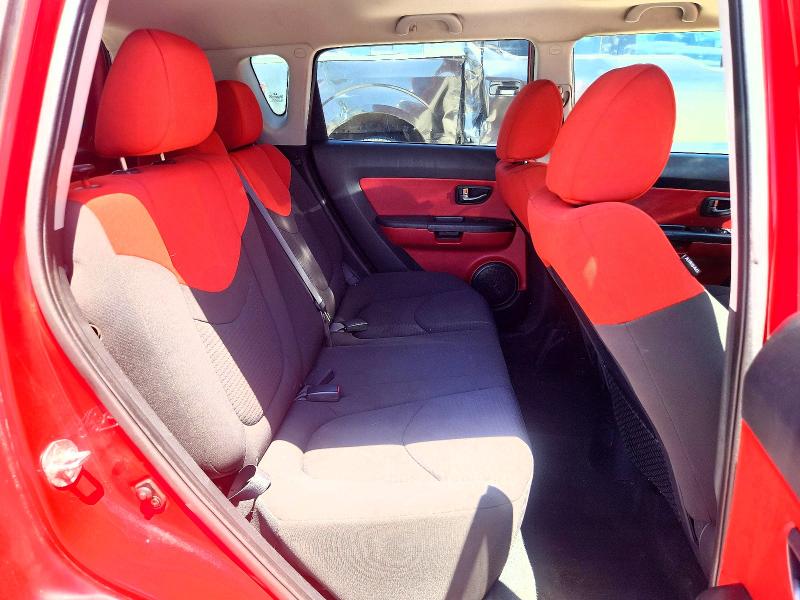 60772136 :رقم المزاد ، KNDJT2A29B7228984 vin ، 2011 Kia Soul مزاد بيع