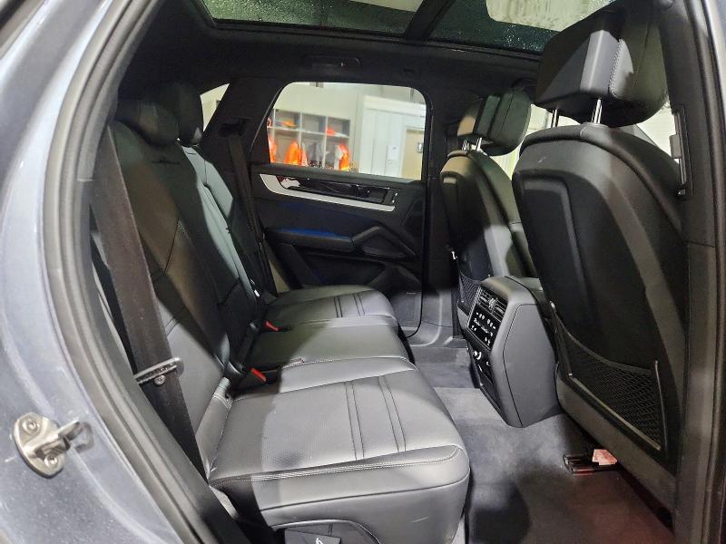 58699856 :رقم المزاد ، WP1AL2AY8TDA15921 vin ، 2026 Porsche Cayenne مزاد بيع